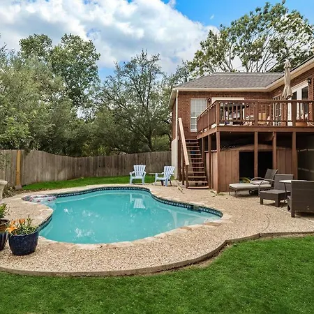 Stone Oak Oasis With Private Pool And Grill! Villa